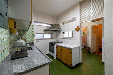 Apartamento para alugar com 150m², 3 quartos e 1 vaga Apartamento para alugar com 150m², 3 quartos e 1 vagaCozinha