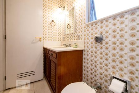 Apartamento para alugar com 150m², 3 quartos e 1 vaga Apartamento para alugar com 150m², 3 quartos e 1 vagaBanheiro Social