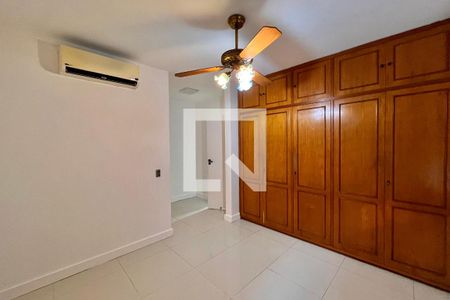 Suite  de apartamento para alugar com 3 quartos, 150m² em Ipanema, Rio de Janeiro