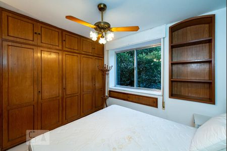 Apartamento para alugar com 150m², 3 quartos e 1 vaga Apartamento para alugar com 150m², 3 quartos e 1 vagaSuíte
