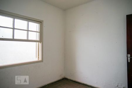 Casa à venda com 200m², 6 quartos e sem vaga Casa à venda com 200m², 6 quartos e sem vagaQuarto 3