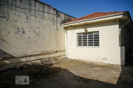 Casa à venda com 200m², 6 quartos e sem vaga Casa à venda com 200m², 6 quartos e sem vagaFachada