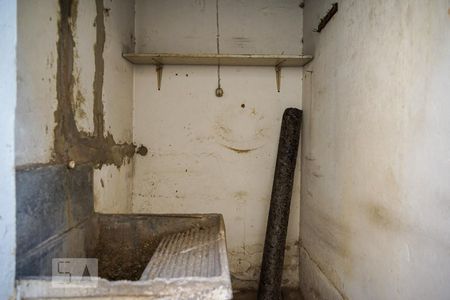 Casa à venda com 200m², 6 quartos e sem vaga Casa à venda com 200m², 6 quartos e sem vagaÁrea de Serviço