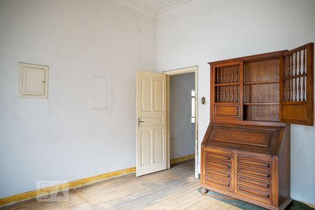 Casa à venda com 200m², 6 quartos e sem vaga Casa à venda com 200m², 6 quartos e sem vagaCasa 2 -Quarto 1