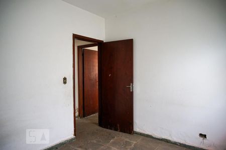 Casa à venda com 200m², 6 quartos e sem vaga Casa à venda com 200m², 6 quartos e sem vagaQuarto 2