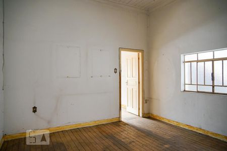 Casa à venda com 200m², 6 quartos e sem vaga Casa à venda com 200m², 6 quartos e sem vagaCasa 2 -Sala