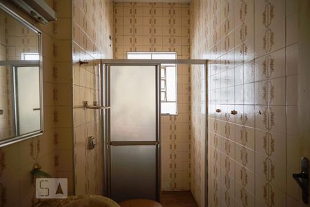 Casa à venda com 200m², 6 quartos e sem vaga Casa à venda com 200m², 6 quartos e sem vagaCasa 2 - Banheiro