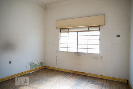 Casa à venda com 200m², 6 quartos e sem vaga Casa à venda com 200m², 6 quartos e sem vagaCasa 2 -Quarto 1