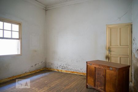 Casa à venda com 200m², 6 quartos e sem vaga Casa à venda com 200m², 6 quartos e sem vagaCasa 2 - Sala de Jantar