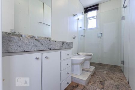 Apartamento à venda com 315m², 4 quartos e 2 vagasBanheiro da suíte 1