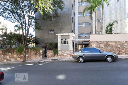 Apartamento à venda com 315m², 4 quartos e 2 vagasFachada
