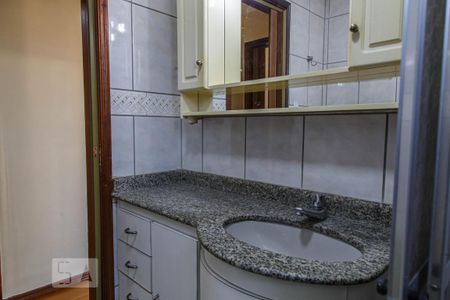 Apartamento à venda com 79m², 2 quartos e 1 vaga Apartamento à venda com 79m², 2 quartos e 1 vagaBanheiro