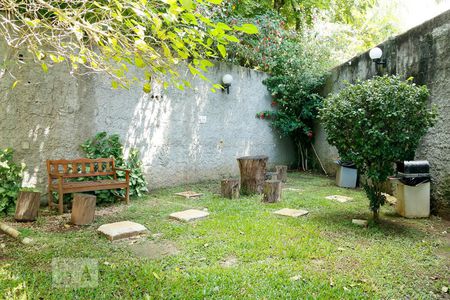 Apartamento à venda com 72m², 2 quartos e 1 vaga Apartamento à venda com 72m², 2 quartos e 1 vagaÁrea Pet