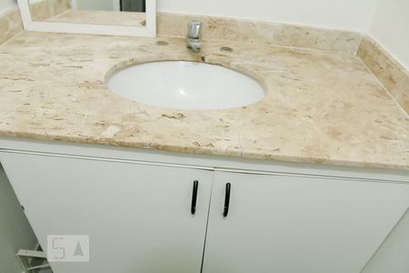 Apartamento à venda com 72m², 2 quartos e 1 vaga Apartamento à venda com 72m², 2 quartos e 1 vagaBanheiro Suíte - Pia