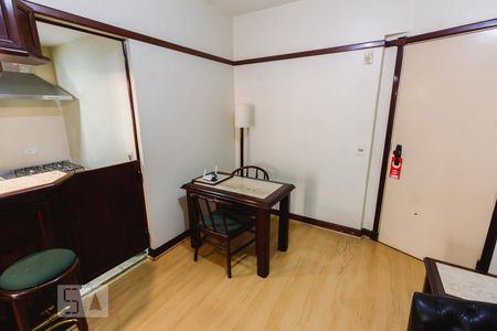 Sala de kitnet/studio à venda com 1 quarto, 33m² em Campos Elíseos, São Paulo