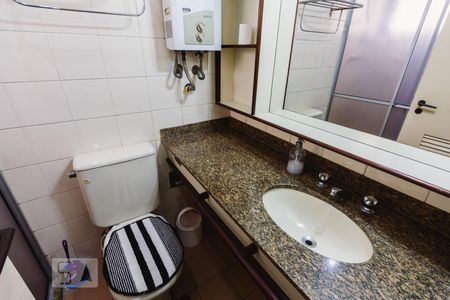 Banheiro de kitnet/studio à venda com 1 quarto, 33m² em Campos Elíseos, São Paulo