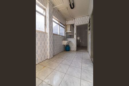 Apartamento à venda com 110m², 3 quartos e 1 vagaÁrea de Serviço