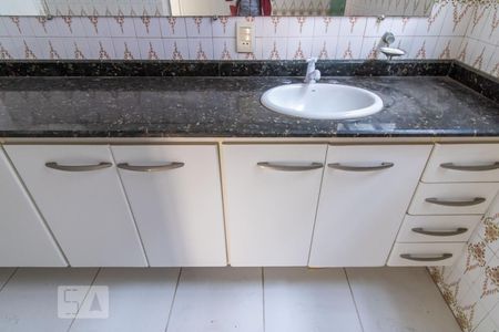 Apartamento à venda com 110m², 3 quartos e 1 vagaDetalhe do Banheiro Social
