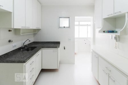 Apartamento para alugar com 102m², 3 quartos e 2 vagasCozinha