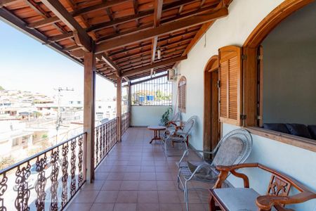 varanda de casa à venda com 3 quartos, 180m² em Boa Vista, Belo Horizonte