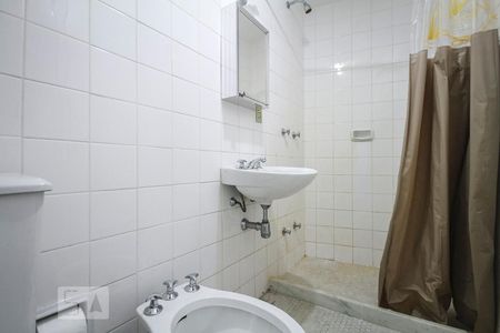 Apartamento para alugar com 36m², 1 quarto e 1 vaga Apartamento para alugar com 36m², 1 quarto e 1 vagaBanheiro
