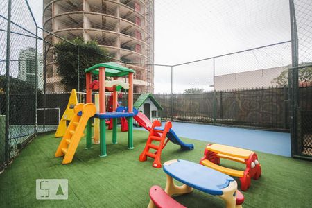 Apartamento para alugar com 36m², 1 quarto e 1 vaga Apartamento para alugar com 36m², 1 quarto e 1 vagaPlayground