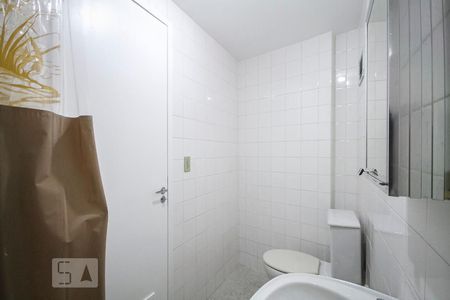 Apartamento para alugar com 36m², 1 quarto e 1 vaga Apartamento para alugar com 36m², 1 quarto e 1 vagaBanheiro