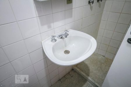 Apartamento para alugar com 36m², 1 quarto e 1 vaga Apartamento para alugar com 36m², 1 quarto e 1 vagaBanheiro