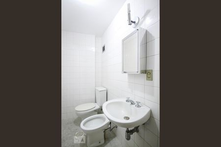 Apartamento para alugar com 36m², 1 quarto e 1 vaga Apartamento para alugar com 36m², 1 quarto e 1 vagaBanheiro