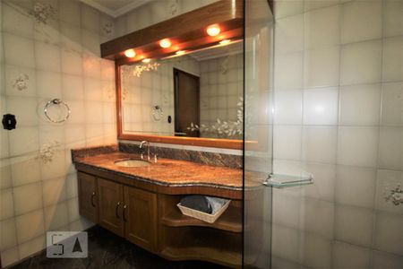 Casa à venda com 300m², 7 quartos e 4 vagasBanheiro 2 social