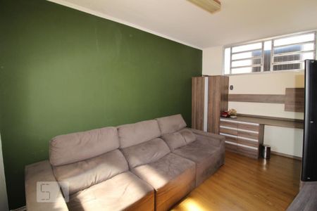 Casa à venda com 300m², 7 quartos e 4 vagasQuarto 5 escritório