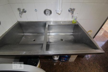 Casa à venda com 300m², 7 quartos e 4 vagasÁrea serviço