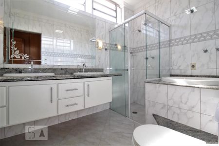 Casa à venda com 300m², 7 quartos e 4 vagasBanheiro 1 suite