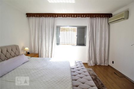 Casa à venda com 300m², 7 quartos e 4 vagasQuarto 1 suite
