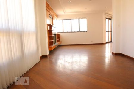 Apartamento para alugar com 152m², 3 quartos e 3 vagasSala