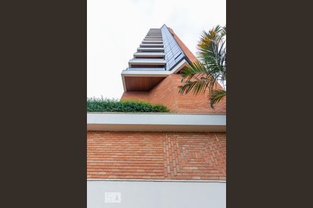 Apartamento para alugar com 152m², 3 quartos e 3 vagasFachada