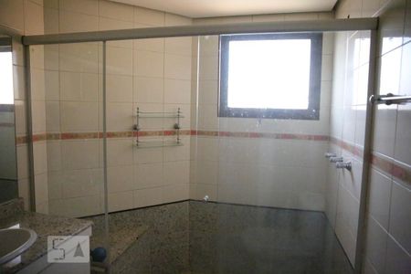 Apartamento para alugar com 152m², 3 quartos e 3 vagasBanheiro Quarto 3 - Suíte