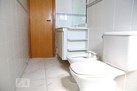 Apartamento para alugar com 152m², 3 quartos e 3 vagasBanheiro