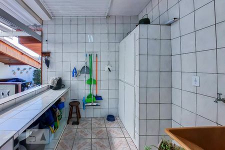 Casa à venda com 250m², 2 quartos e 3 vagasÁrea de Serviço 