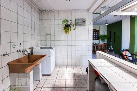 Casa à venda com 250m², 2 quartos e 3 vagasÁrea de Serviço 