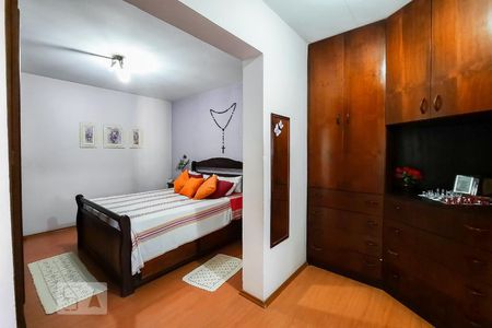 Casa à venda com 250m², 2 quartos e 3 vagasSuíte 1