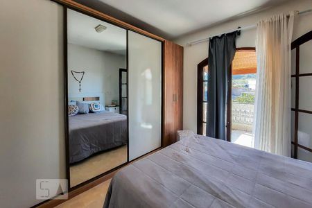 Casa à venda com 250m², 2 quartos e 3 vagasSuíte 2