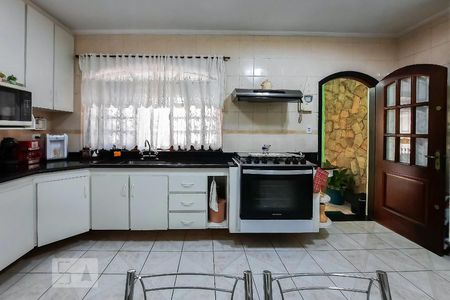 Casa à venda com 250m², 2 quartos e 3 vagasCozinha
