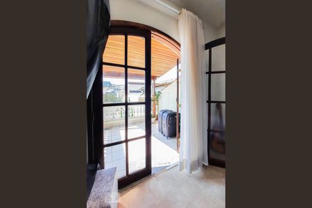 Casa à venda com 250m², 2 quartos e 3 vagasVaranda da Suíte 2