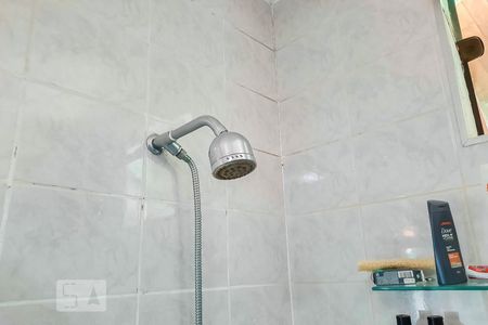 Casa à venda com 250m², 2 quartos e 3 vagasBanheiro da Suíte 1