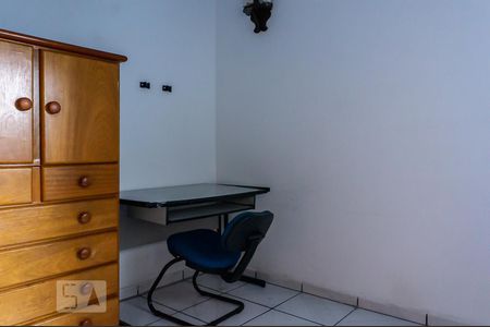 Quarto 1 de apartamento para alugar com 2 quartos, 60m² em Alto Petrópolis, Porto Alegre