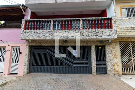 Fachada de casa para alugar com 3 quartos, 300m² em Conjunto Residencial José Bonifácio, São Paulo