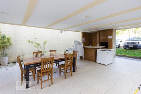 Apartamento à venda com 80m², 3 quartos e 1 vaga Apartamento à venda com 80m², 3 quartos e 1 vagaChurrasqueira