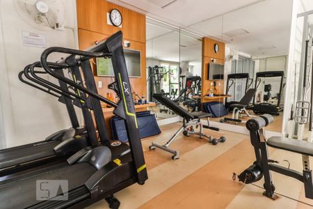 Apartamento à venda com 80m², 3 quartos e 1 vaga Apartamento à venda com 80m², 3 quartos e 1 vagaAcademia