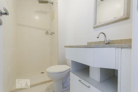 Apartamento à venda com 80m², 3 quartos e 1 vaga Apartamento à venda com 80m², 3 quartos e 1 vagaBanheiro Social